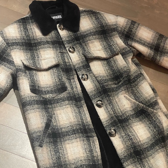 APPARIS FAUX FUR COAT - Picture 4 of 7